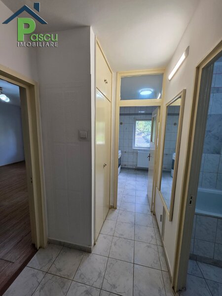 Tineretului, str. Baltita, inchiriere garsoniera 37 mpu, decomandata.